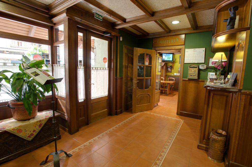 Hotel Avenida Benasque Ngoại thất bức ảnh