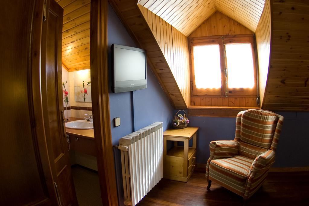 Hotel Avenida Benasque Ngoại thất bức ảnh